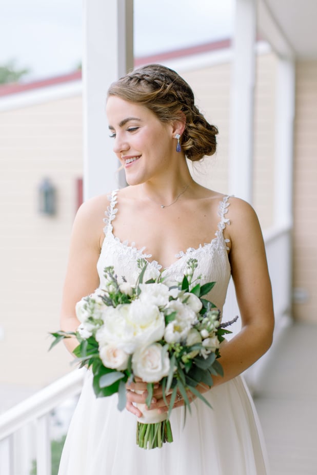 Truly White Flowers for Your Wedding